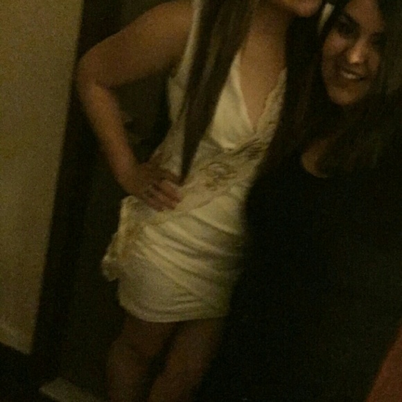 Deep Vneck white dress💐 - Picture 5 of 6